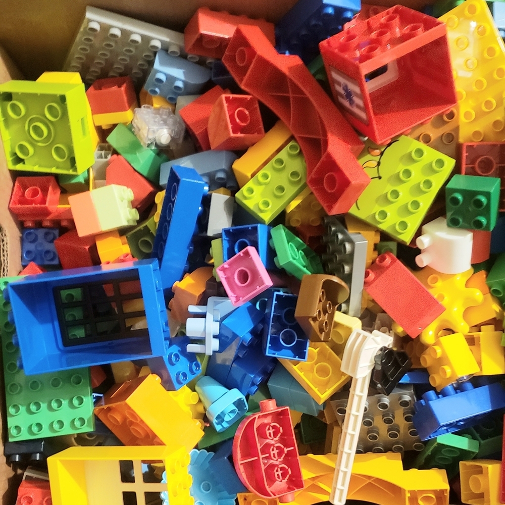Lego Lego Duplo Lot Of 100pcs Building Bricks Blocks Flats Assorted
